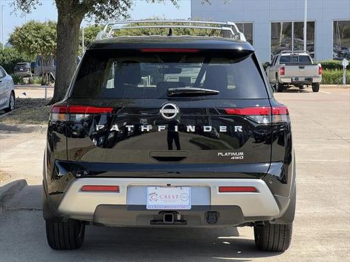 2024 Nissan Pathfinder Platinum 4WD