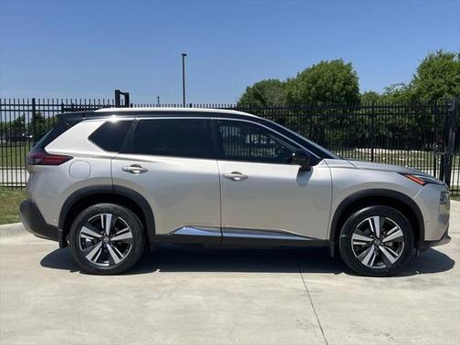 2021 Nissan Rogue Platinum