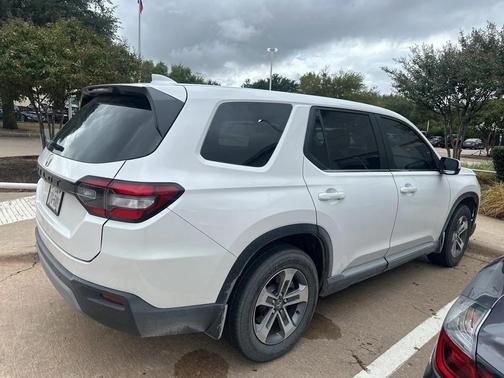 2024 Honda Pilot EX-L 7 Passenger