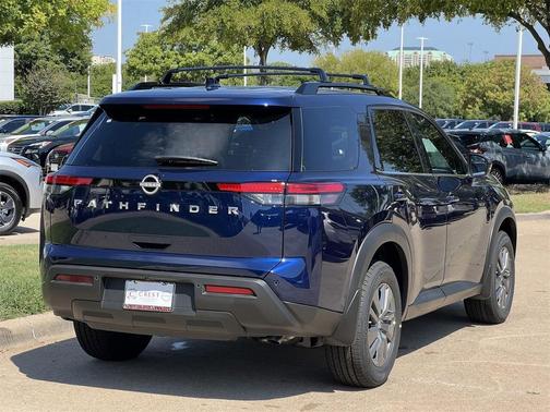 2025 Nissan Pathfinder SV FWD