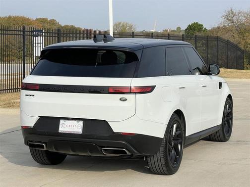 2023 Land Rover Range Rover Sport SE