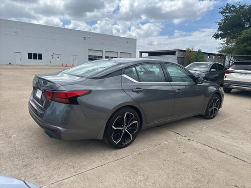 2024 Nissan Altima SR FWD