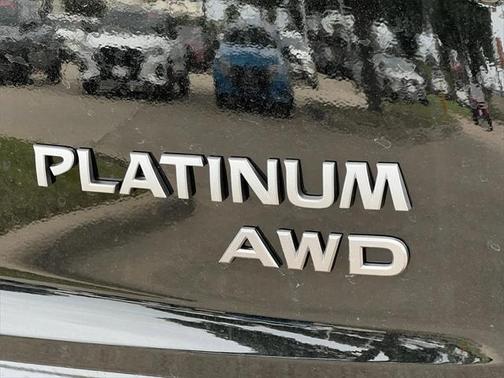2025 Nissan Rogue Platinum