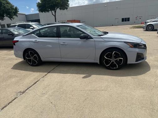 2024 Nissan Altima SR FWD