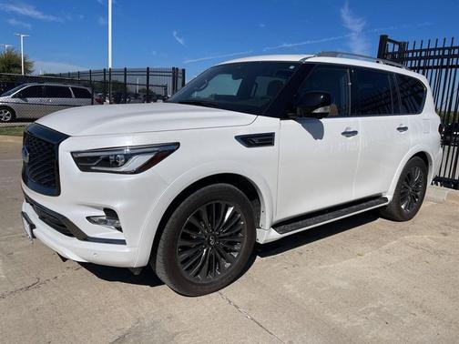 2024 INFINITI QX80 SENSORY AWD