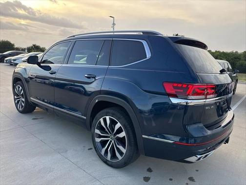 2022 Volkswagen Atlas 3.6L SEL Premium