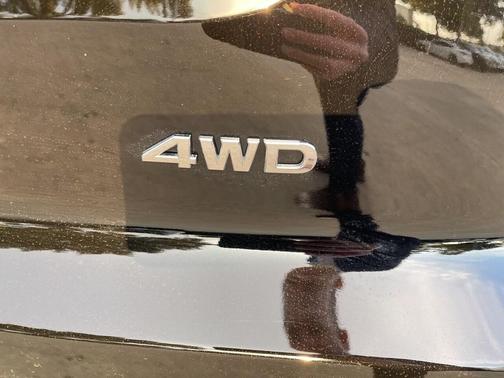 2025 Nissan Pathfinder S 4WD