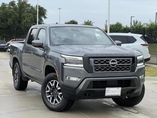 2024 Nissan Frontier SL
