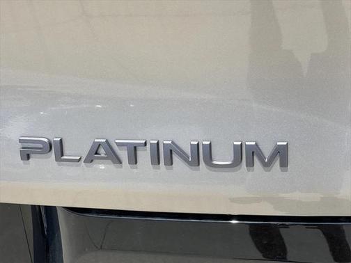 2025 Nissan Murano Platinum