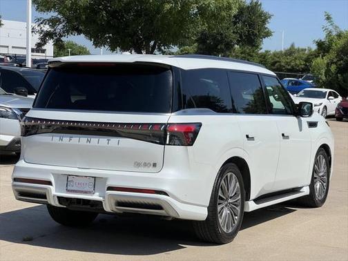 2025 INFINITI QX80 SENSORY AWD