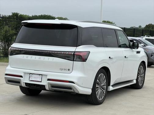 2025 INFINITI QX80 SENSORY AWD