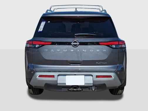 2025 Nissan Pathfinder Platinum FWD