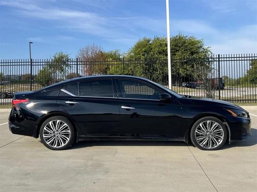 2023 Nissan Altima 2.5 SL