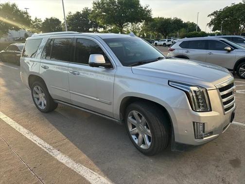 2018 Cadillac Escalade Premium Luxury
