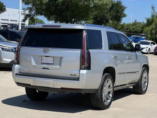 2018 Cadillac Escalade Premium Luxury