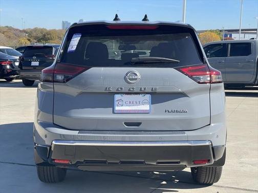 2025 Nissan Rogue Platinum