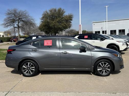 2024 Nissan Versa 1.6 SV
