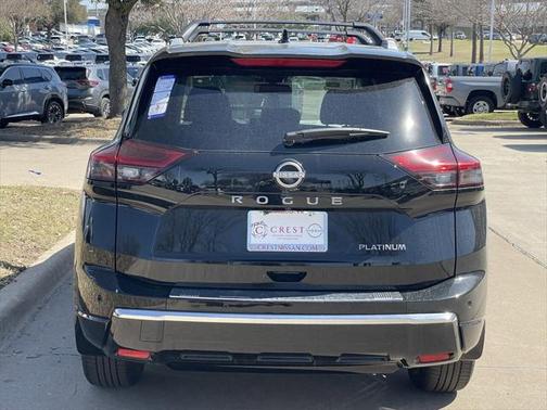 2025 Nissan Rogue Platinum
