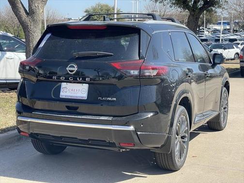2025 Nissan Rogue Platinum