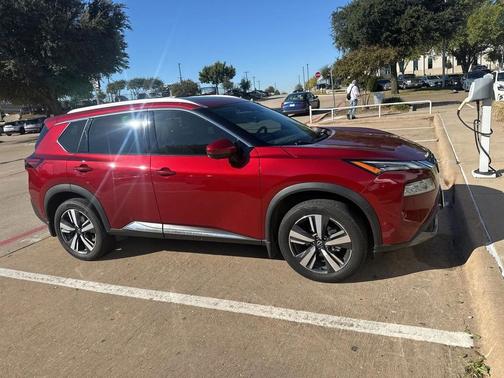 2022 Nissan Rogue SL