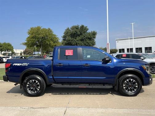 2024 Nissan Titan PRO-4X