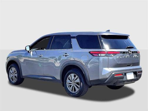 2025 Nissan Pathfinder S FWD