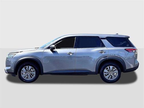 2025 Nissan Pathfinder S FWD