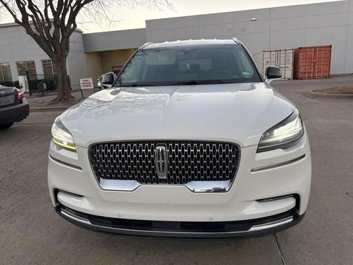 2021 Lincoln Aviator Standard