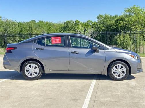 2023 Nissan Versa 1.6 S