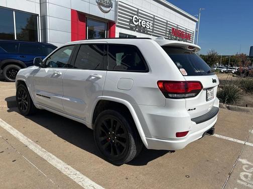 2021 Jeep Grand Cherokee Laredo