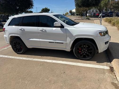2021 Jeep Grand Cherokee Laredo