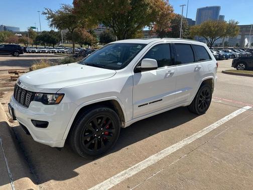2021 Jeep Grand Cherokee Laredo