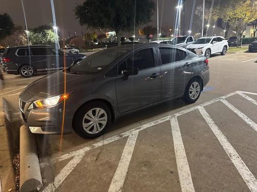 2022 Nissan Versa 1.6 S