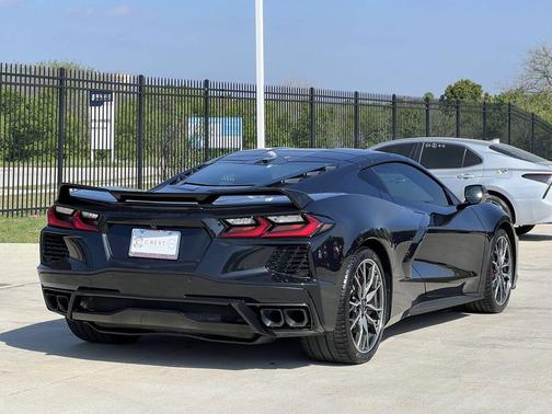 Carbon Flash Metallic 2024 Chevrolet Corvette Stingray w/2LT