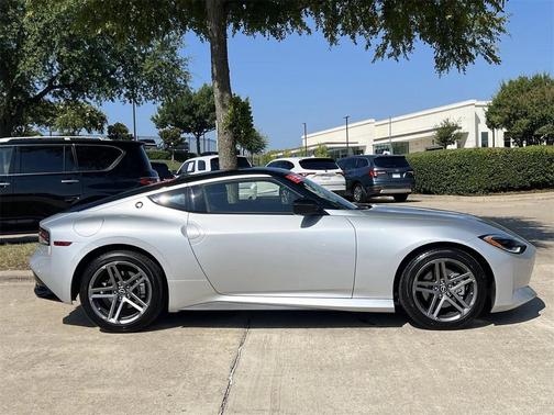 2025 Nissan Z Sport