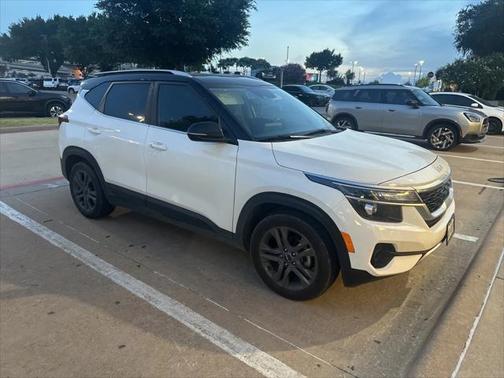2023 Kia Seltos S