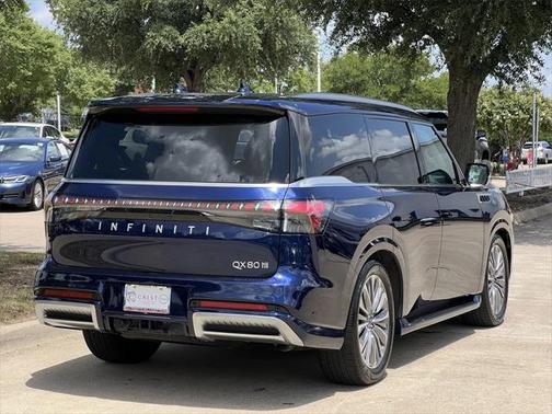 2025 INFINITI QX80 SENSORY AWD