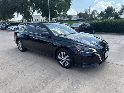 2025 Nissan Altima S FWD