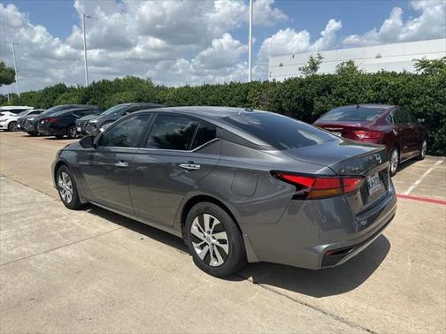 2025 Nissan Altima S FWD