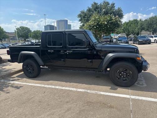 2024 Jeep Gladiator Sport