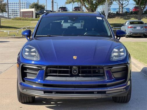 2023 Porsche Macan T