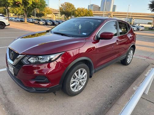 2022 Nissan Rogue Sport S