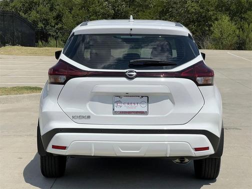 2022 Nissan Kicks S