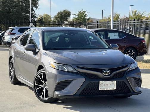 2019 Toyota Camry SE