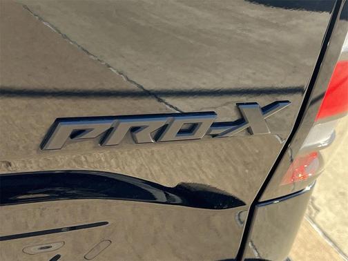 2024 Nissan Frontier PRO-X