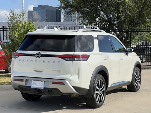 Pearl White Tricoat 2024 Nissan Pathfinder Platinum 4WD