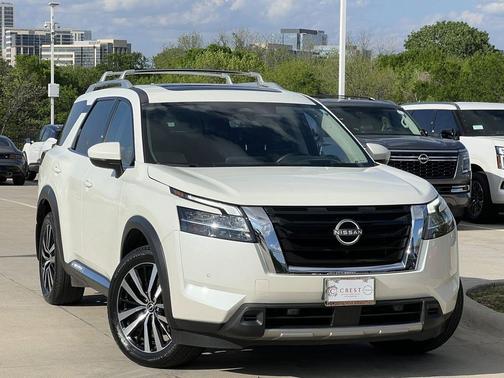 Pearl White Tricoat 2024 Nissan Pathfinder Platinum 4WD