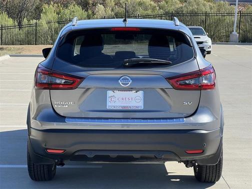 2022 Nissan Rogue Sport SV