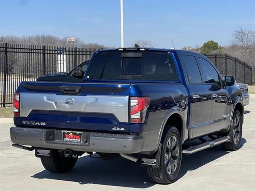2022 Nissan Titan Platinum Reserve
