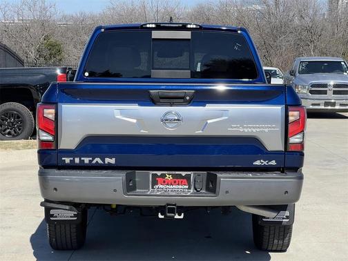 2022 Nissan Titan Platinum Reserve